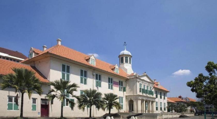 The Grand Palace Resident Yakarta Exterior foto